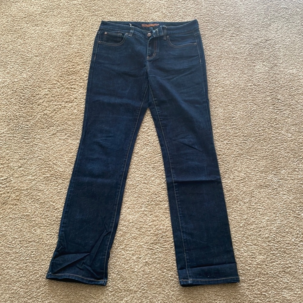 Limited jeans